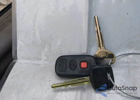 2005 Toyota Camry Le from USA, damaged, VIN 4T1BE32K95U419258